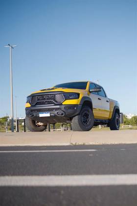 RAM 1500 6.2 V8 GASOLINA TRX CD 4X4 AUTOMÁTICO RAM 1500 6.2 V8 GASOLINA TRX CD 4X4 AUTOMÁTICO